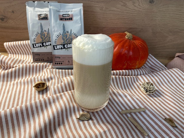 Pumpkin spice Latte au Café de Lupin : La boisson automnale reconfortante